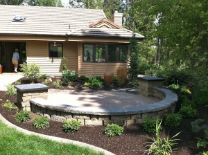 Lester family front yard patio